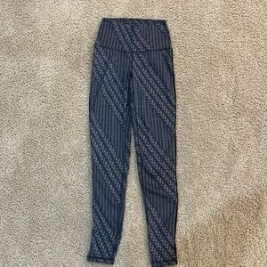 Grey printed aerie leggings; size XS